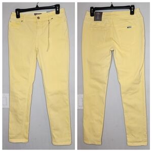 NWT Chico's So Slimming Yellow Jeans Women's Size 4